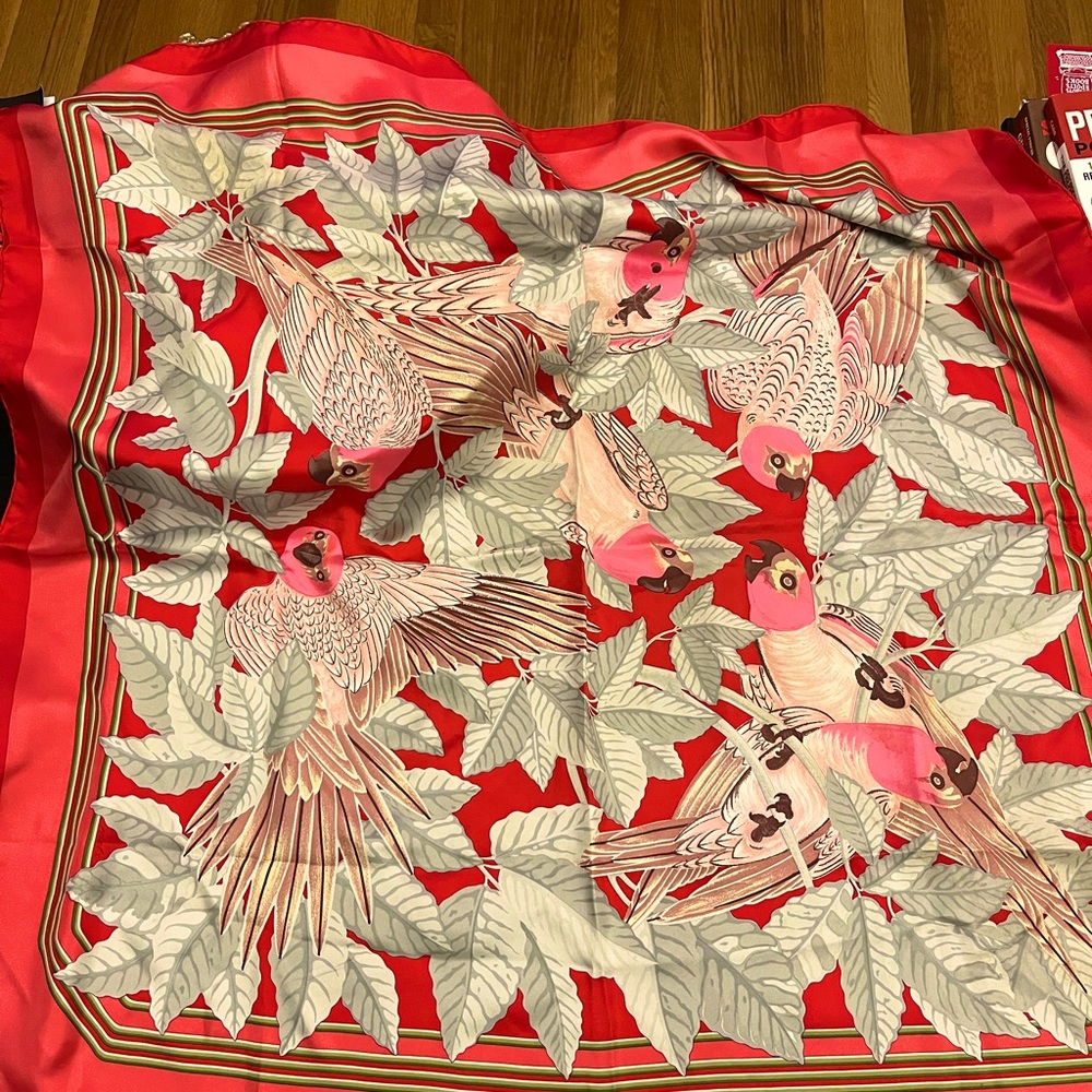 Authentic Hermes Les Perroquets Scarf